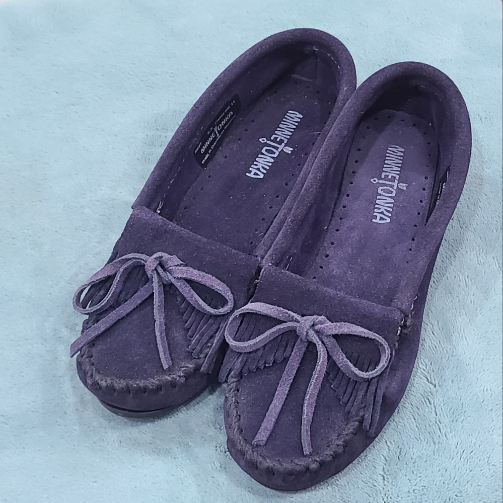 Minnetonka Purple Suede Moccasins